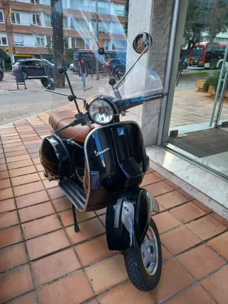 Vespa PX 150e Disco - con etiqueta C. ITV recién p
