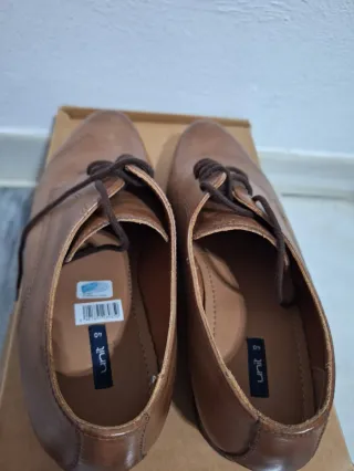 Zapatos de vestir UNIT marrones