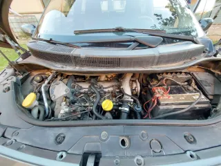 Renault Scenic 1.9 DCi 120