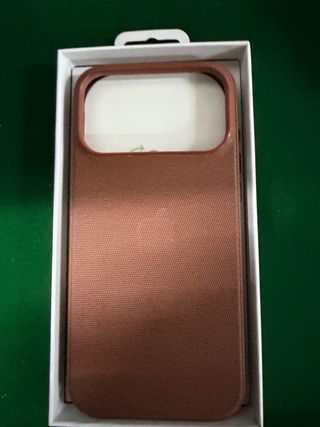 Funda iPhone 17 Pro Max TechWoven