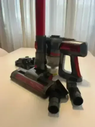 Aspirador H.Koenig UP600