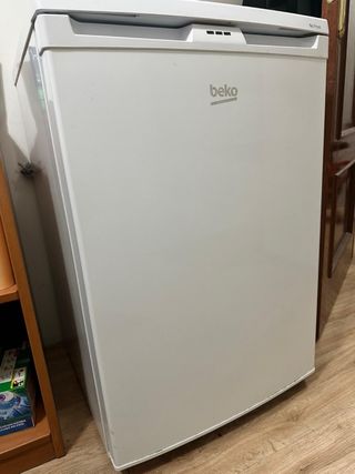 Mini congelador blanco