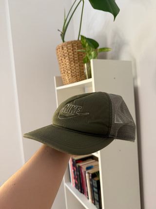 Gorra Nike Trucker Verde Rejilla