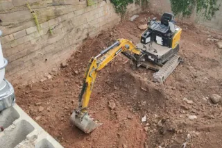 Se busca operador de excavadora. Maquinista.