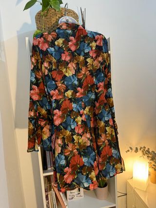 Mono Zara flores mangas acampanadas Talla S