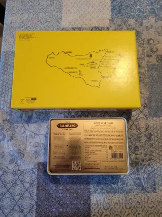 Lotto scatole latta e cartone