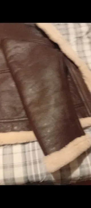 Cazadora de cuero de carnero marrón