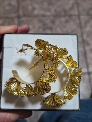 Pendientes Zara Flor Dorados