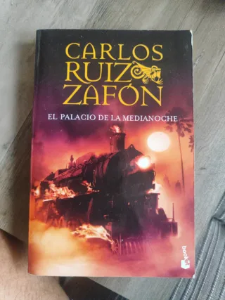 El palacio de la medianoche +