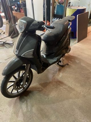 Piaggio Liberty 125cc Negra