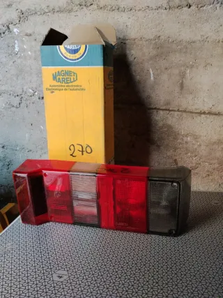 Tulipa Piloto Trasero Izquierdo Lancia Y10