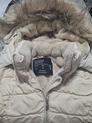 Abrigo acolchado Stradivarius invierno