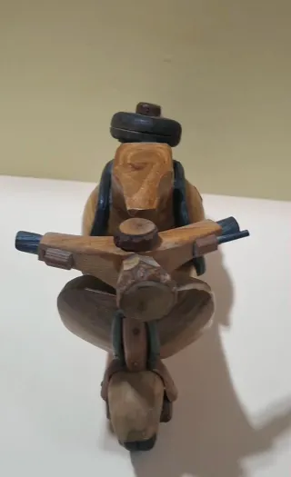 Modellino Vespa in Legno