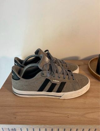 Tenis Adidas Gris Talla 43