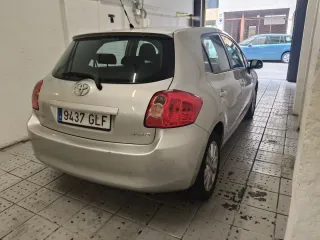 Toyota Auris 2009