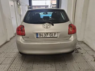 Toyota Auris 2009