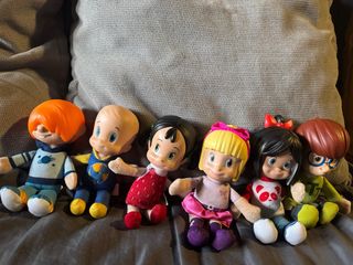 Muñecos Cleo y Ququin