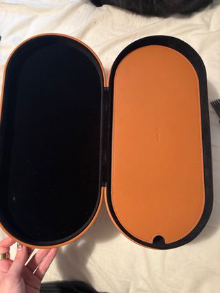 Caja almacenamiento Dyson Airwrap marrón