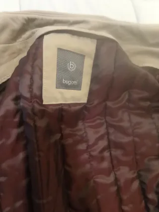 Abrigo gabardina beige