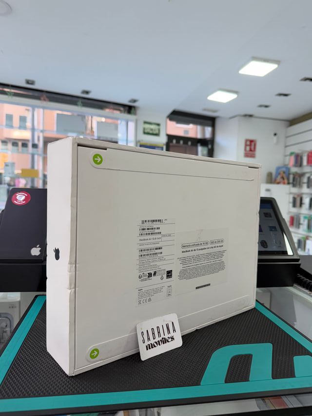 MACBOOK AIR 13'' M2 16GB 256GB 2022