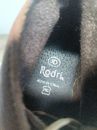 Botines RODRI cordones marrones talla 38