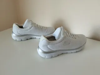 Zapatillas Skechers Summits Blancas