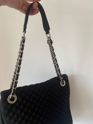 Bolso Purificación Garcia negro cadena