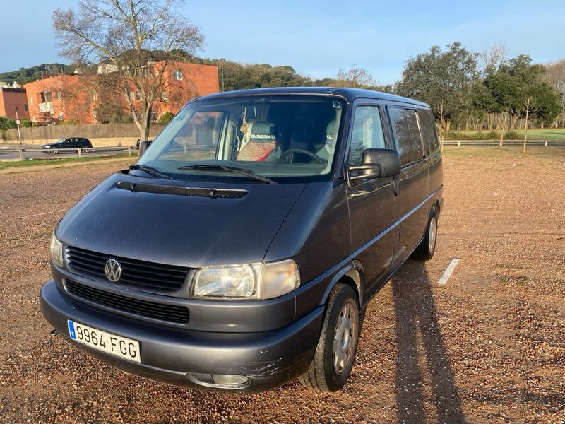 Volkswagen Multivan 2.5 TDi T4 - foto 1