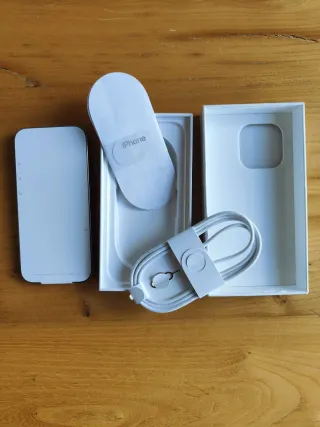 iPhone 16 Pro 256GB Titanio Desierto NUEVO