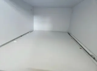 Escritorio blanco para ordenador