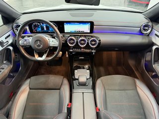 Mercedes-Benz Clase CLA 220D AMG