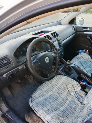 Volkswagen Golf 2005