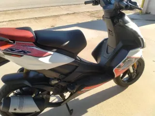 Aprilia SR 50 2T Scooter