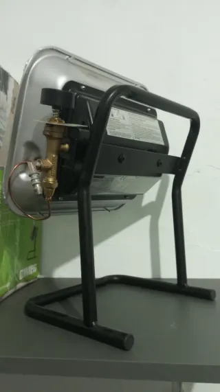 Estufa pantalla cerámica y metal