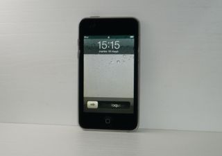 iPod Touch 8GB 2da Gen Plata