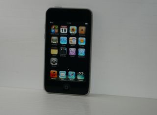 iPod Touch 8GB 2da Gen Plata