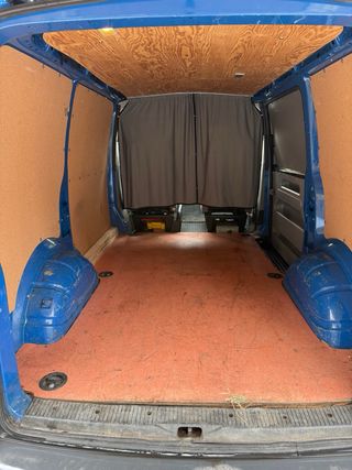 Volkswagen Transporter T5 2007 1.9TDI 105Cv 260km