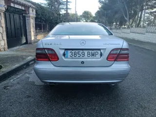 Mercedes-Benz  CLK 2001
