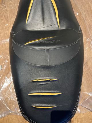 Asiento Yamaha Xmax 300 para tapizar