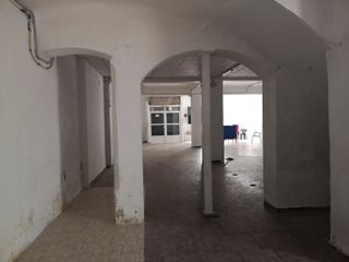 Local comercial 200 m calle virgen Tarazona Mancha