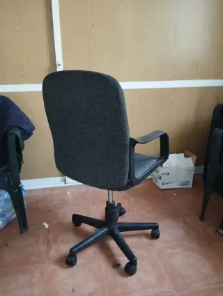 Silla de escritorio giratoria