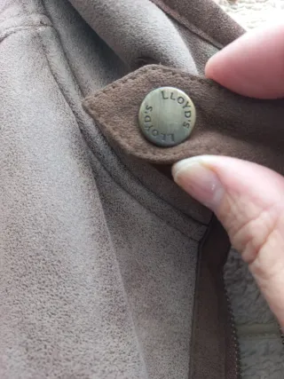Chaquetón corto de piel