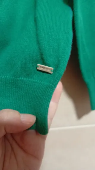 Jersey niño cuello pico talla 7-8