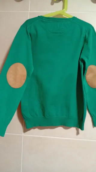 Jersey niño cuello pico talla 7-8