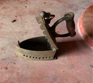 Plancha antigua de hierro