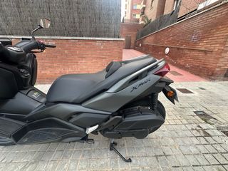 Yamaha X-Max 125cc Scooter Automático