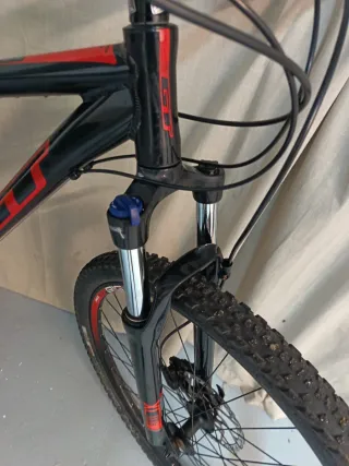 Bicicleta GT Karakoram 29 MTB