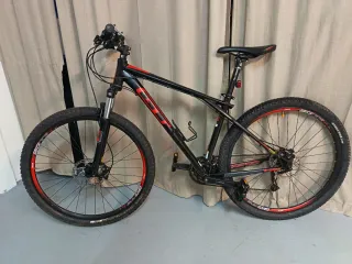 Bicicleta GT Karakoram 29 MTB