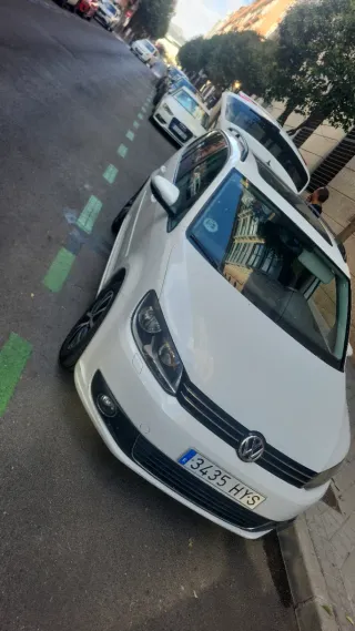 Volkswagen Touran 2011