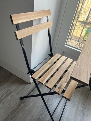 Mesa y sillas plegables madera y hierro forjado